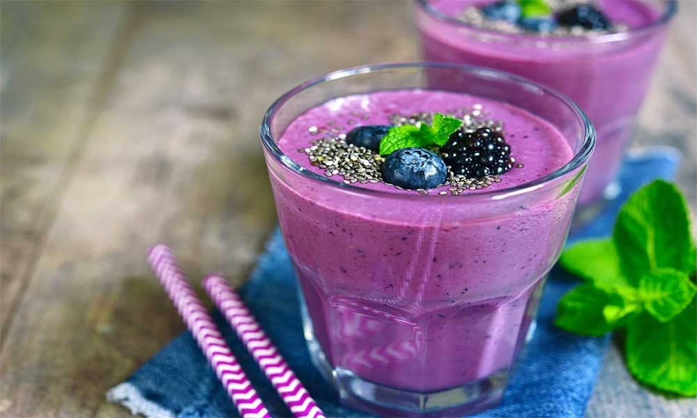 blueberry-muffin-protein-smoothie-1000x600
