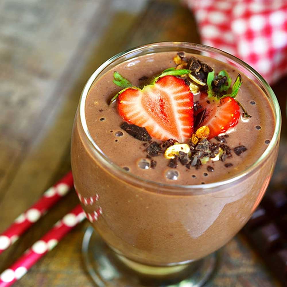 Gorgeous-Strawberry-Chocolate-Whipped-Protein-Drink-1000x1000